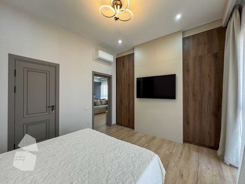 Укомплектованная квартира с двумя балконами, откуда открываю — фото 5