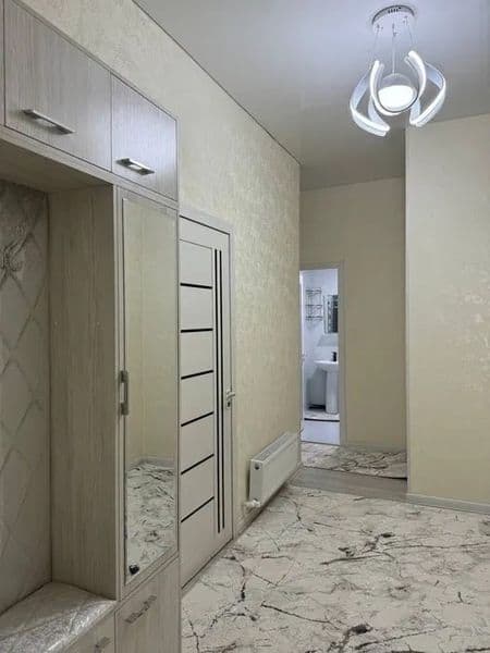 В квартире совсем душ в ванной кухня есть тоже отдельный авт — фото 5