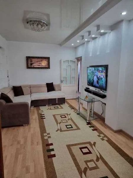 Сдается своя квартира на длительный срок 3 комнатная на 1 эт