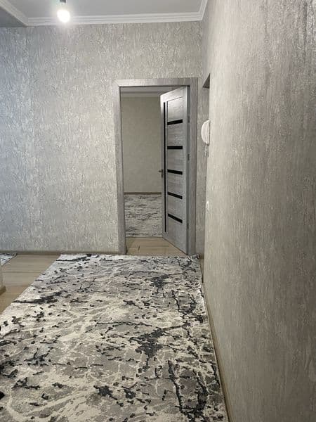 TTZ 4 (Diadora korzinka) da 2 xona 60 kv li kvartira ijaraga