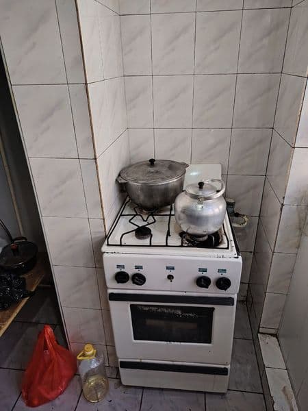 Юнусабад 4 кварталда 2 хона уй ижарага берилади. Азия киноте — фото 4