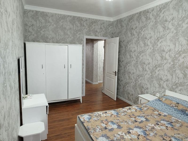 Novza metro yonida. 2 xonali kvartira sheriklika ugil bola o