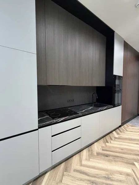 Комнат: 2<br />
Этаж: 8<br />
Этажность: 12<br />
Площадь: 6 — фото 4