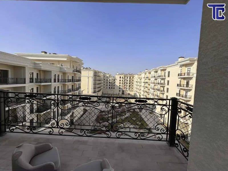 - 6-этаж без шумных соседей<br />
- На площадке всего по 3кв