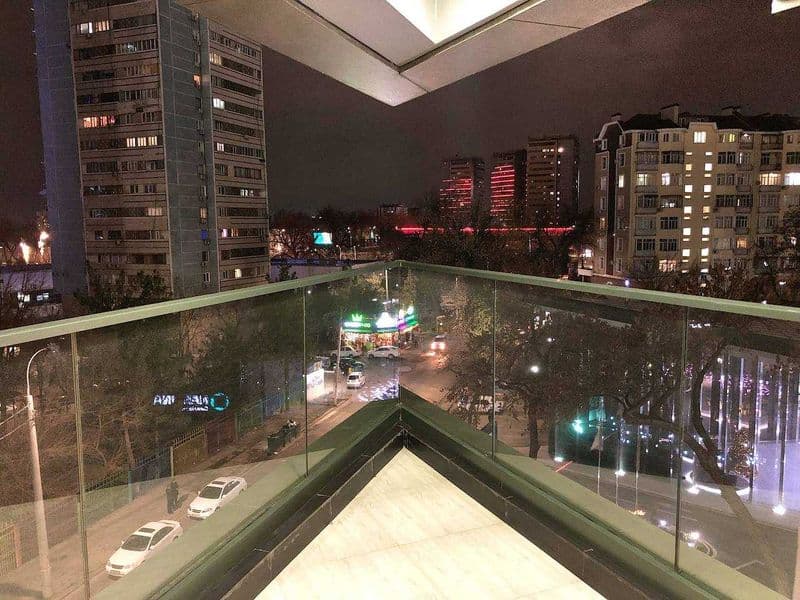 • Район: Мирзо- Улугбек<br />
• ЖК: ЖК Akay City<br />
• Ком — фото 3