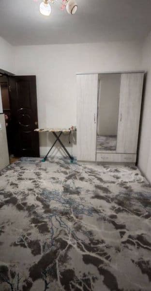 Корасу-6<br />
1/1/3<br />
38 м2<br />
Хамма шароити бор<br 