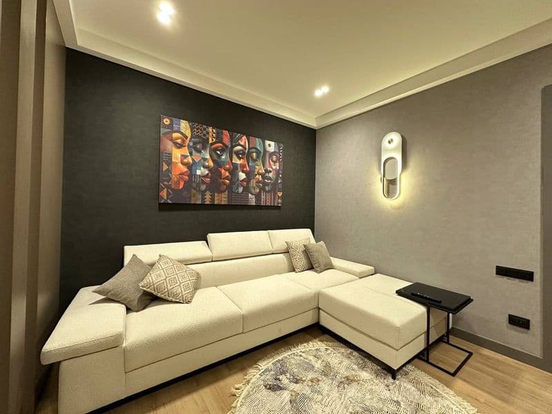 Айбек метро ор: Цум af Аренда новая квартира в новостройке