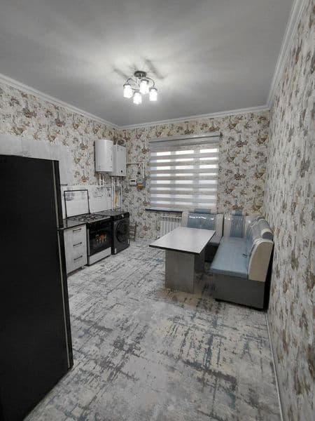 Урикзор бозорни ёнида 2 хонали хамма шароити билан ижарага б — фото 3