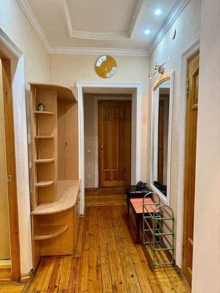 Сдается 2х комнатная квартира 52кв метров 2/2/4 ориентир мет