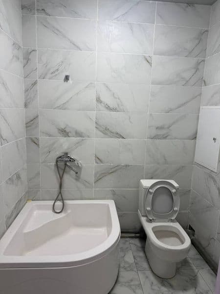 O'rikzorda 2 xonali navostroykada ijaraga beriladi.<br />
Te — фото 3