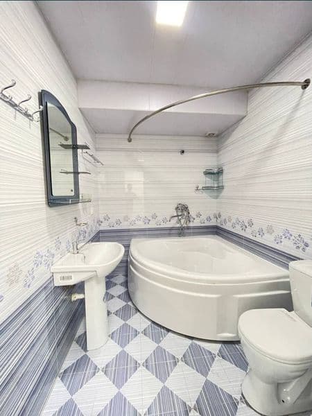 Учтепа туманида жойлашган шинам ва тоза квартира арендага бе — фото 4