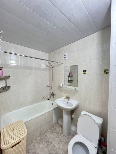 Срочно Сдаётся <br />
Квартира 4/3/5<br />
4-комната <br />
 — фото 5