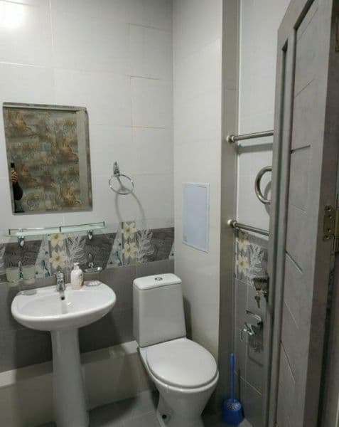 Сдаю одна комнатная квартира <br />
С хорошим ремонтом и со  — фото 3