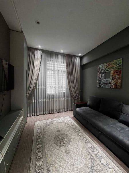 Элитный апартамент:<br />
Район: Мирзо Улугбекиский<br />
Ко