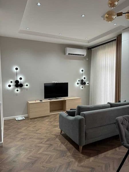 Сдаётся квартира Ц-1<br />
Ориентир - Street 77<br />
Город 