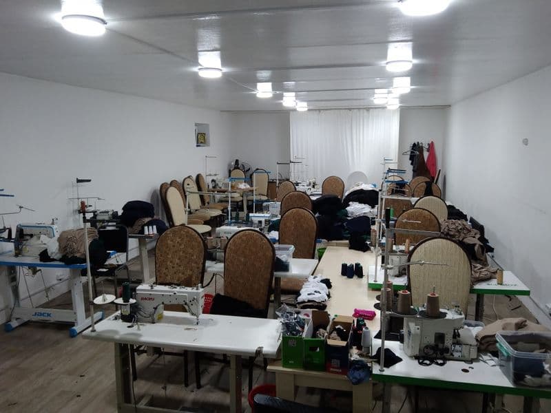 Арендага берилади умумий майдони 90м2 ичидаги машинкалари  б — фото 4