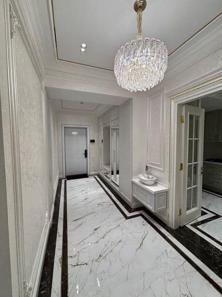 Яккасарайский район<br />
Ориентир- Сеул мун <br />
Новостро