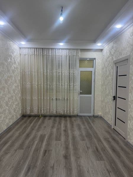 Сдается СВОЯ 1/1/4 <br />
рядом с базаром <br />
Местораспол