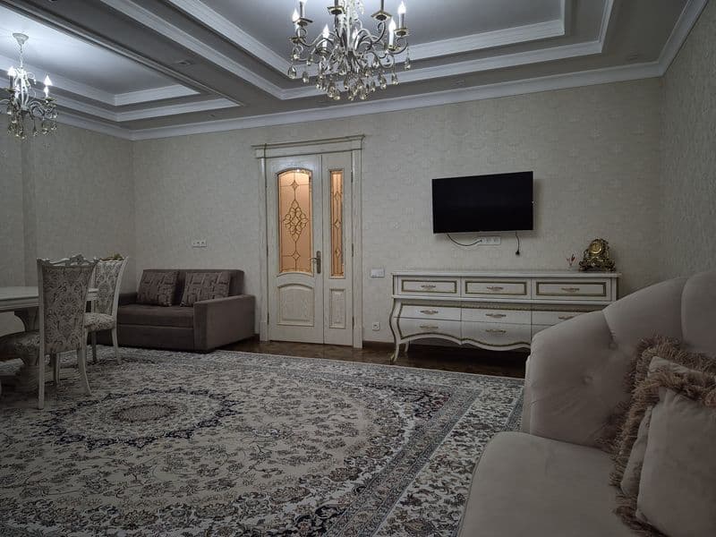 Квартира на ц 5,  2 х комнатная Зал, спальня, кухня, прихожа — фото 4