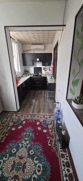 Сдаётся квартира 2х переделанная в 3х комнатная<br />
Чистая — фото 2