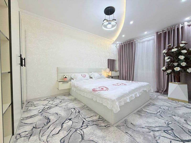 Сдаётся шикарная 3-комнатная квартира в Новостройка<br />
<b