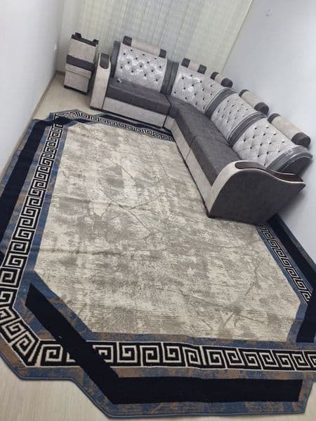 Площадь — 79 кв.м.<br />
Квартира полностью укомплектована и