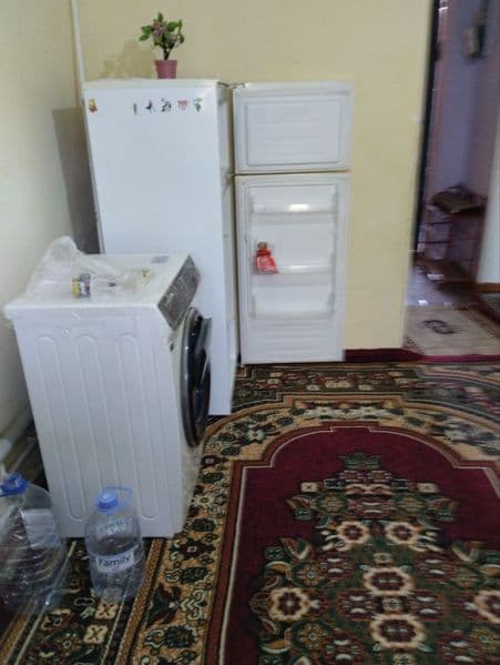 - 1 хонали, озода уй, 2 этаж<br />
- Холодильник, Кир Мошина
