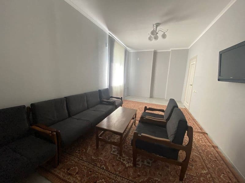 Сдается квартира в центре города, Лабзак (Ц-13), ул. Абая<br