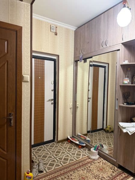 Сдаю свою трехкомнатную квартиру семейной паре. Квартира в д