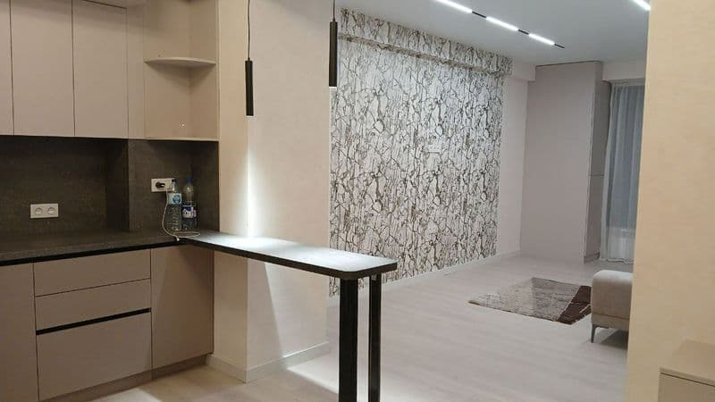 Продается двух комнатная квартира,площадь 58 м2,евро ремонт,