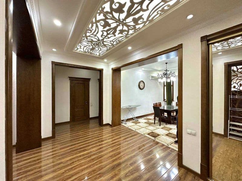 Квартира в центре города, укомплектована мебелью и техникой. — фото 2