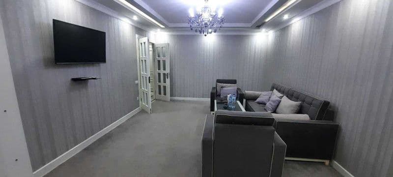 Сдаётся лвартира на ц1<br />
Ориентир -Бибигон<br />
Город -