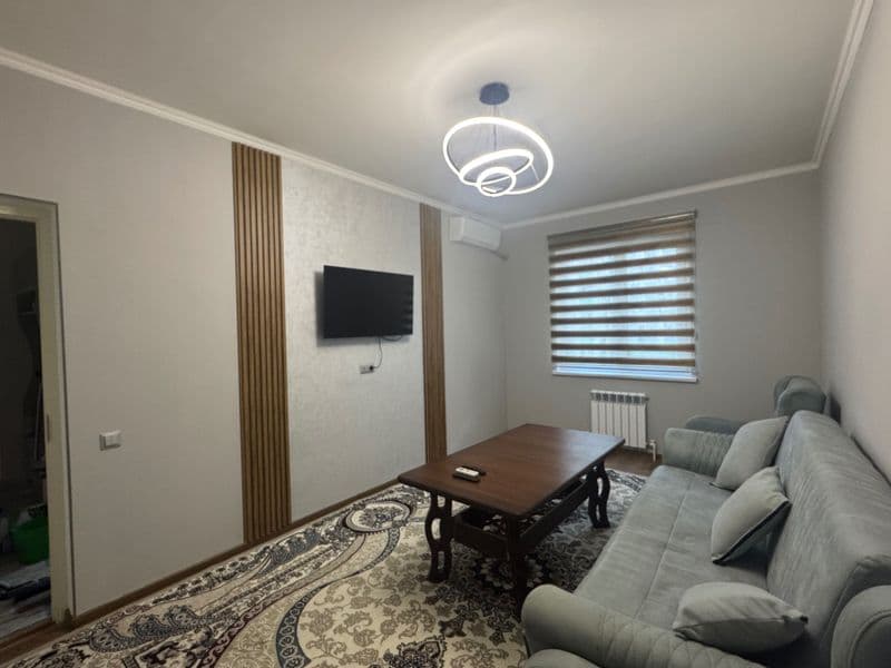 - Сдается на аренду 2 комн на долгий срок <br />
- Локация Ж