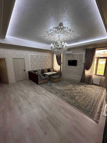 Район: Юнусабадский<br />
Адрес: Xон сарой<br />
<br />
Комн — фото 5