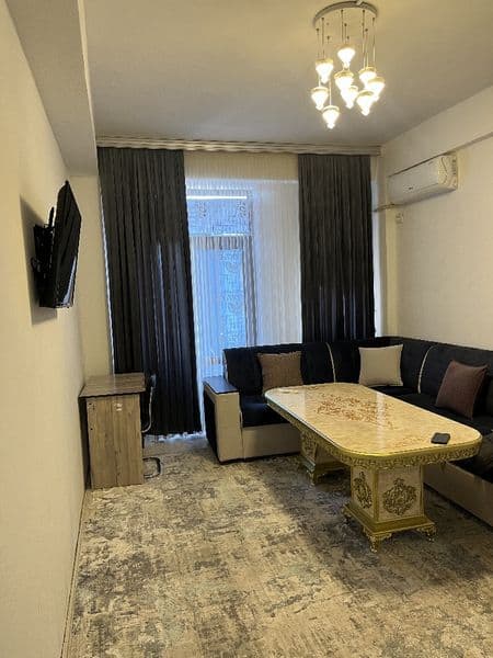 Sergili 3-bekat yonida 7 qavatda hamma qulayligi bor. Maktab