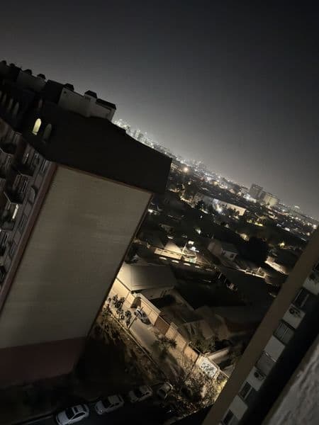 Район: Яшнобод, рядом метро Дустлик. <br />
12-й этаж 16-эта