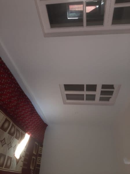 800 dan kir moshina gaz plita isiq suv sovuq suv hovli risiv