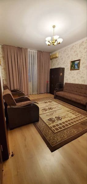 Сдаётся 3х комнатная квартира. Ориентир 83 школа. Квартира в