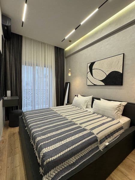 Сдается на Ц-6 ЖК Казахстан 2х комнатная квартира <br />
<br