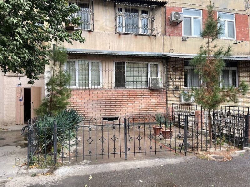 Яккасарайский район<br />
Таффакур улица <br />
3/1/4<br />
