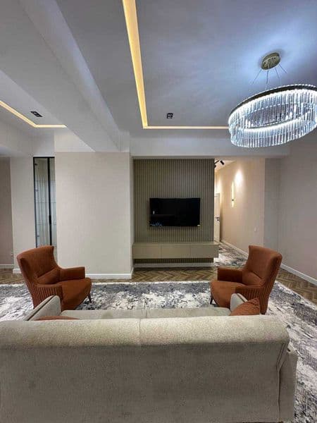 Жилой комплекс: Seol Moon<br />
Комнат: 3<br />
Этаж: 10<br 