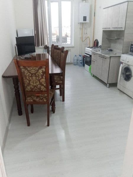 Мирза-Улугбекский район <br />
Карасу 6<br />
2/7/11.  81 м²