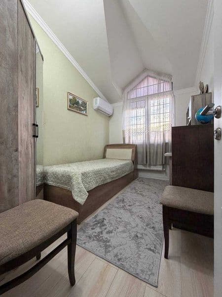 • Комнат: 5<br />
• Этаж: 8<br />
• Этажность: 9<br />
• Пло — фото 5