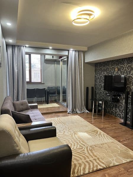 Своя квартира в центре. Сдается на долгий срок, только иност — фото 2