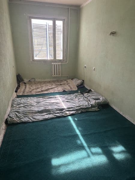 Yunusobod 11 kv megaplanet oldida 2 ta bolaga joy bor<br />
 — фото 2