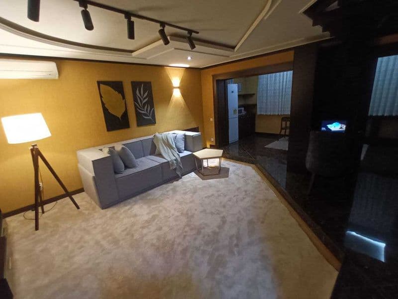 Район: Мирзо-Улугбек<br />
Адрес: максим горький<br />
<br /