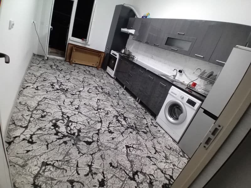 Qizlarga yengi darxonda 3 xonalik kvartira bor 3 ta qizga jo — фото 2