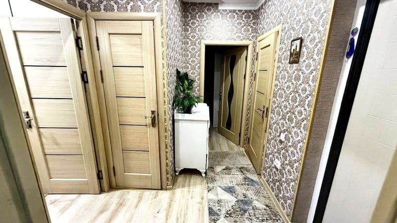 Сдается 2 комнатная квартира в центре города метро Айбек Ули — фото 3