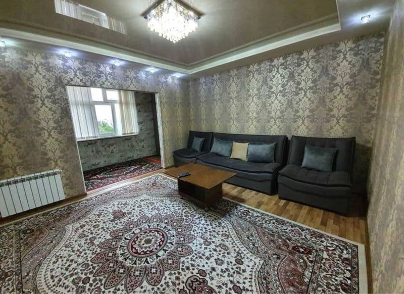 Срочно сдаётся <br />
Козиробод мечет. <br />
Бунедкор стади