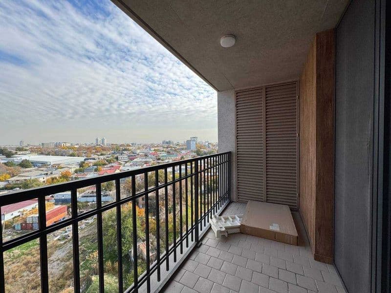 • Район: Яккасарай<br />
• ЖК: Seoul Moon<br />
• Комнат: 2<